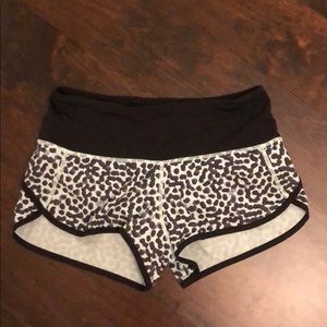 Lululemon Speed Up Shorts 2.5”